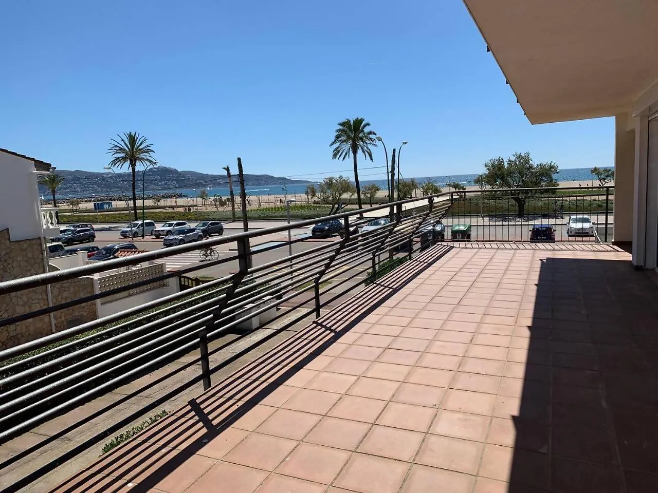 Awaydays - Exclusivo Apartamento Con Vista Mar Empuriabrava 0*,